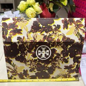 Floral Tory Burch box